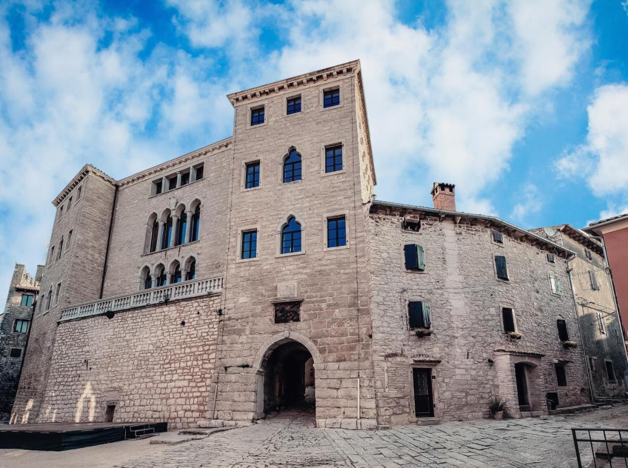 Mon Perin Castrum - Studio Apartment Castel Bale Esterno foto